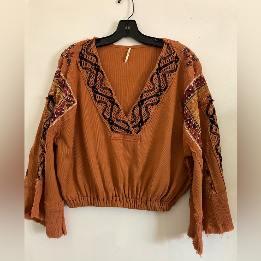 Free People wide sleeve too size small